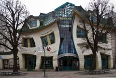 08. Crooked house. Сопот, Польша.jpg