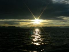 Закат над Авачинской бухтой.jpg