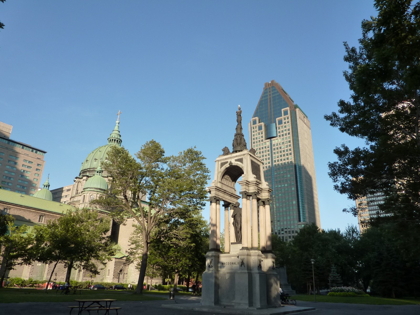 montreal - Усадьба Урсы